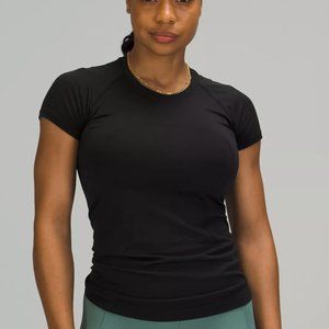 Lululemon Athletica - Swifty Tech Short Sleeve Shirt 2.0 (black) size 6